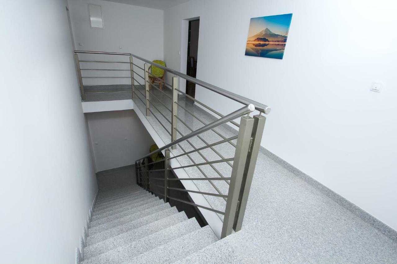 Apartmani Pranjic Kaštela Exterior foto