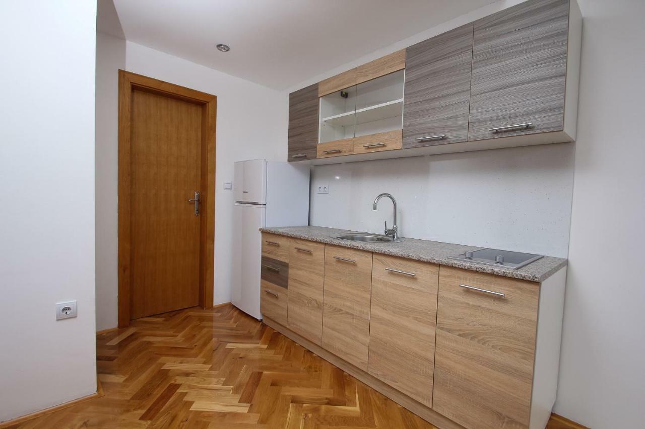 Apartmani Pranjic Kaštela Exterior foto